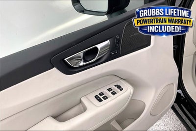 2026 Volvo XC60 B5 Ultra