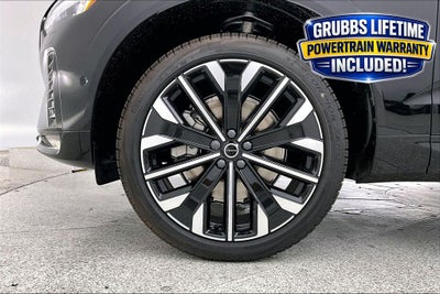 2026 Volvo XC60 B5 Ultra
