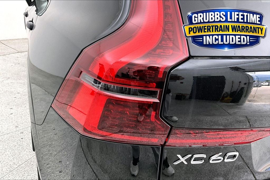 2026 Volvo XC60 B5 Ultra