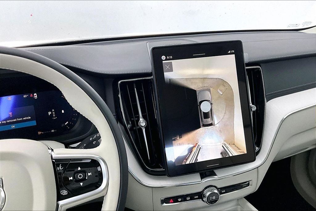 2026 Volvo XC60 B5 Ultra