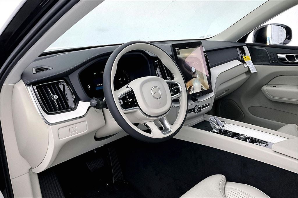 2026 Volvo XC60 B5 Ultra