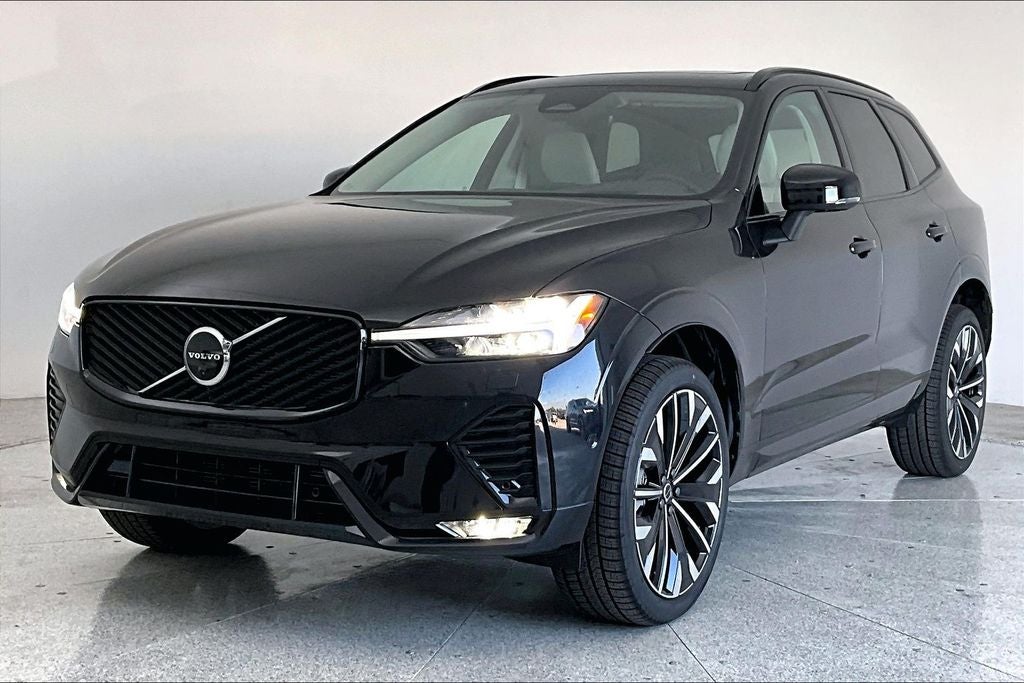 2026 Volvo XC60 B5 Ultra