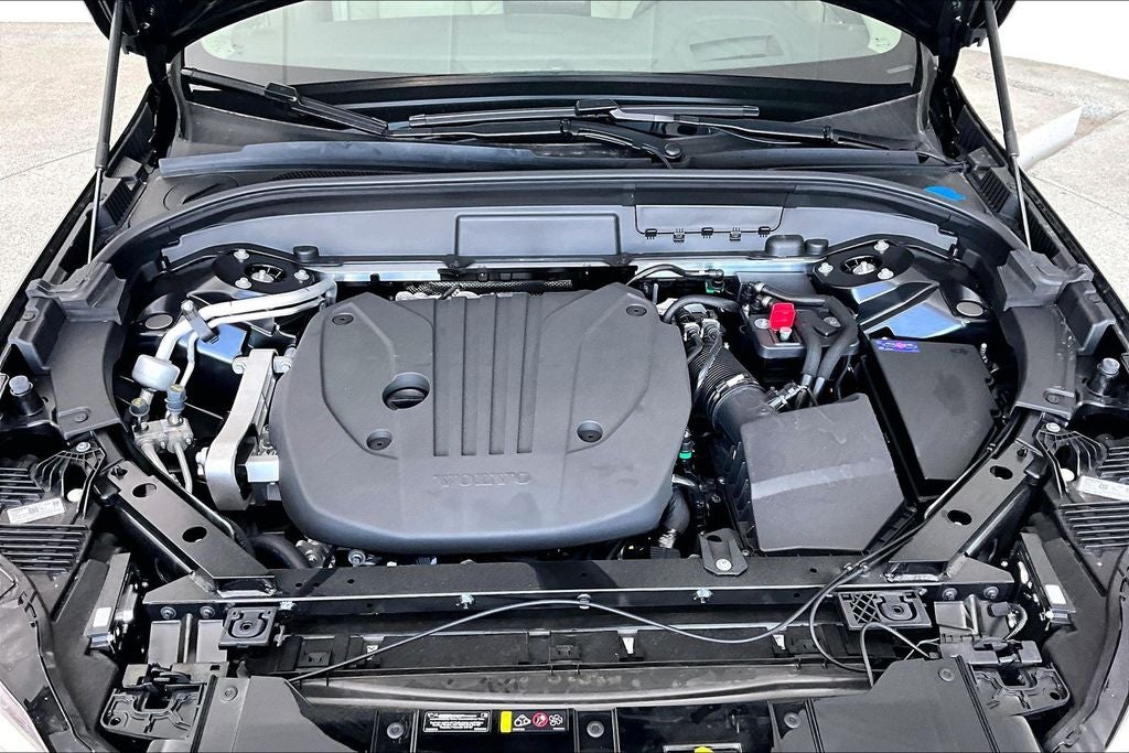 2026 Volvo XC60 B5 Ultra