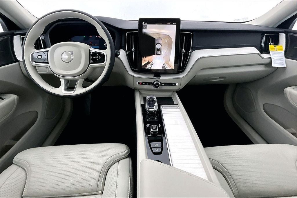 2026 Volvo XC60 B5 Ultra