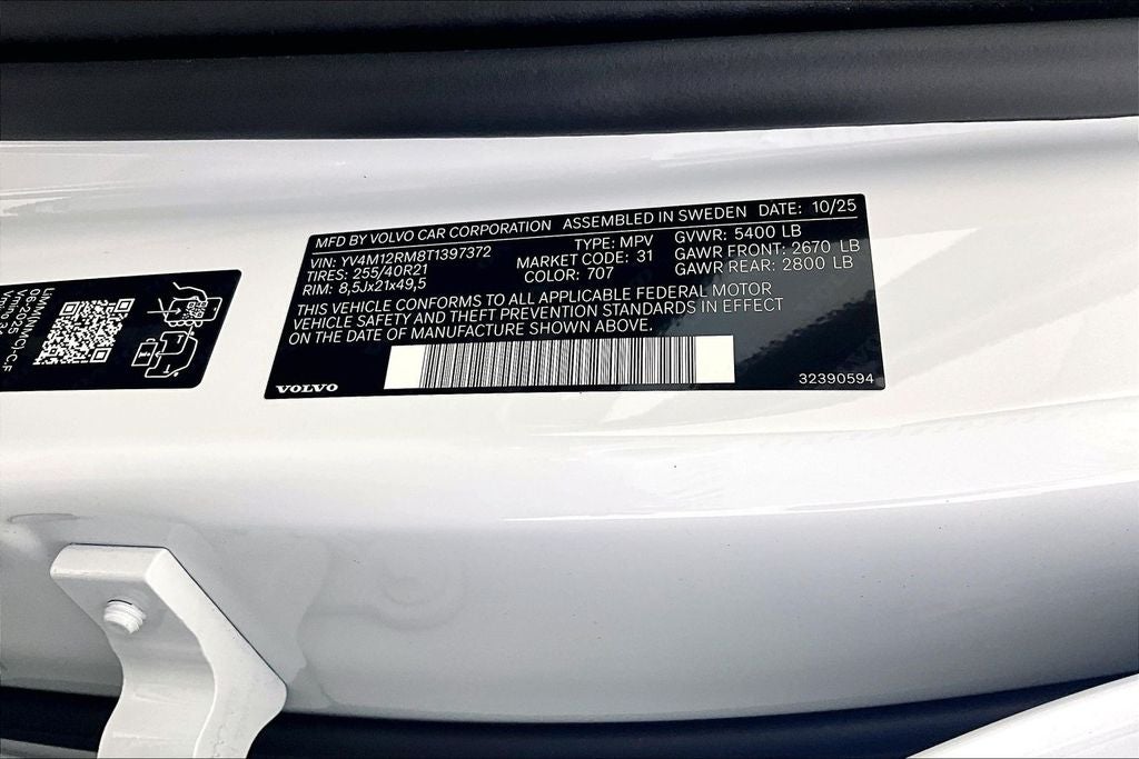 2026 Volvo XC60 B5 Ultra