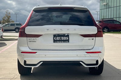 2026 Volvo XC60 B5 Ultra