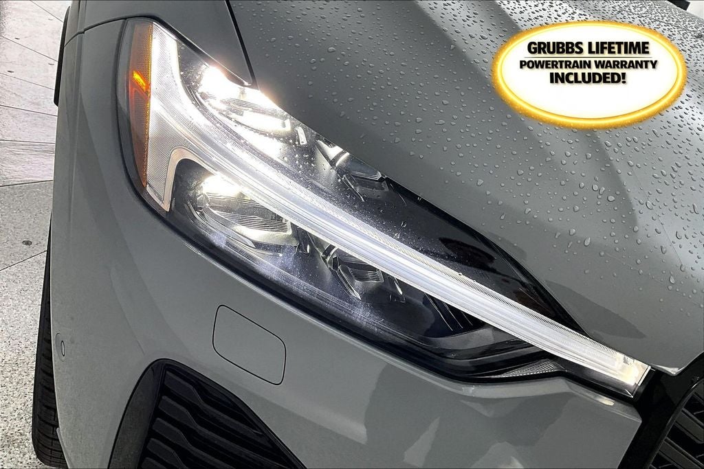 2026 Volvo XC60 B5 Ultra