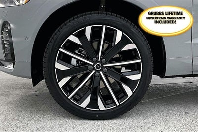 2026 Volvo XC60 B5 Ultra