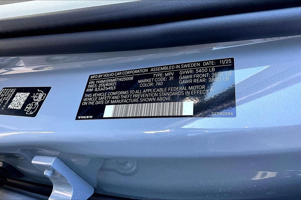 2026 Volvo XC60 B5 Ultra