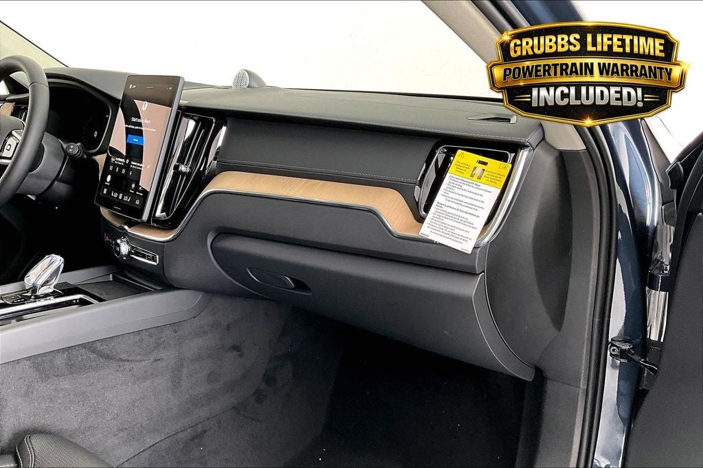2026 Volvo XC60 B5 Ultra