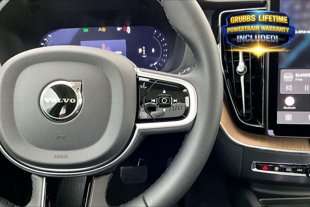 2026 Volvo XC60 B5 Ultra