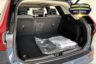 2026 Volvo XC60 B5 Ultra
