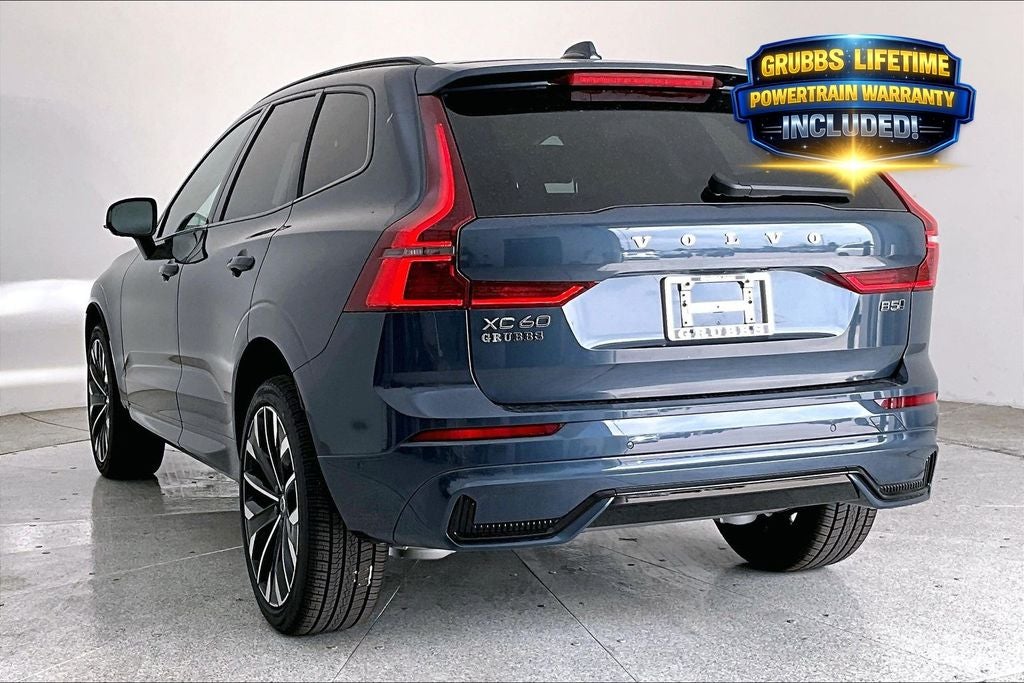 2026 Volvo XC60 B5 Ultra