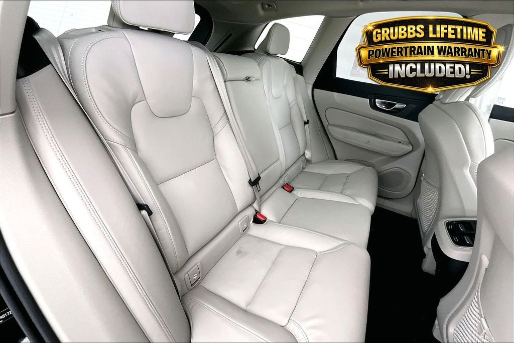 2026 Volvo XC60 B5 Ultra