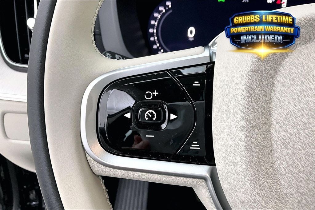 2026 Volvo XC60 B5 Ultra