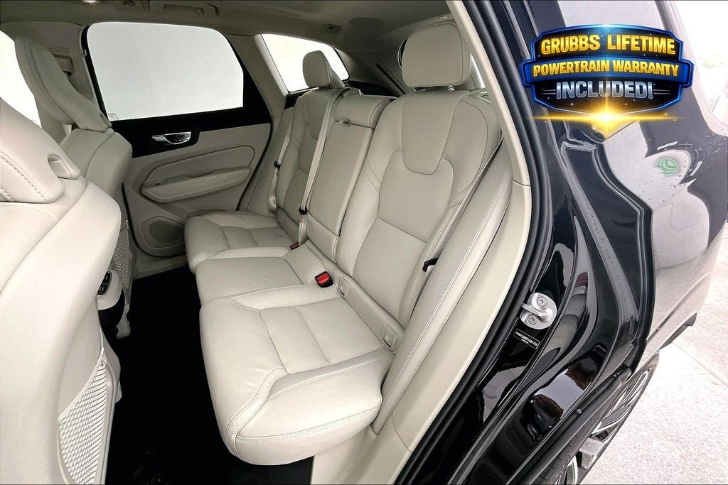 2026 Volvo XC60 B5 Ultra