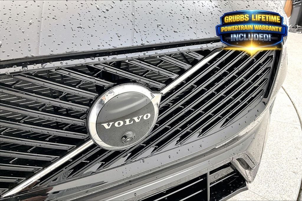 2026 Volvo XC60 B5 Ultra