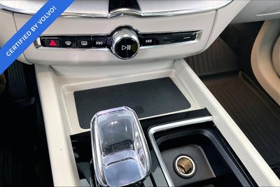 2026 Volvo XC60 B5 Ultra