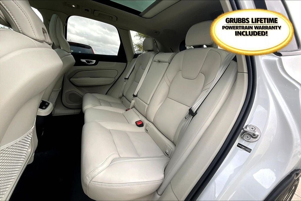 2026 Volvo XC60 B5 Ultra