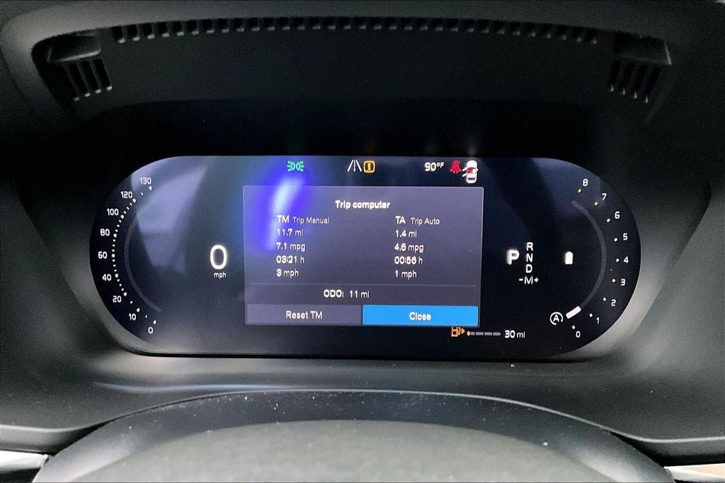 2026 Volvo XC60 B5 Ultra