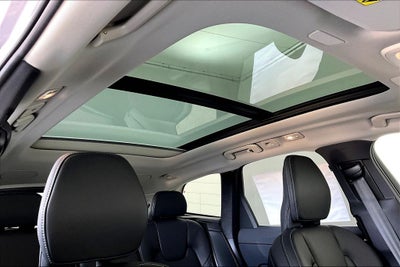 2026 Volvo XC60 B5 Ultra