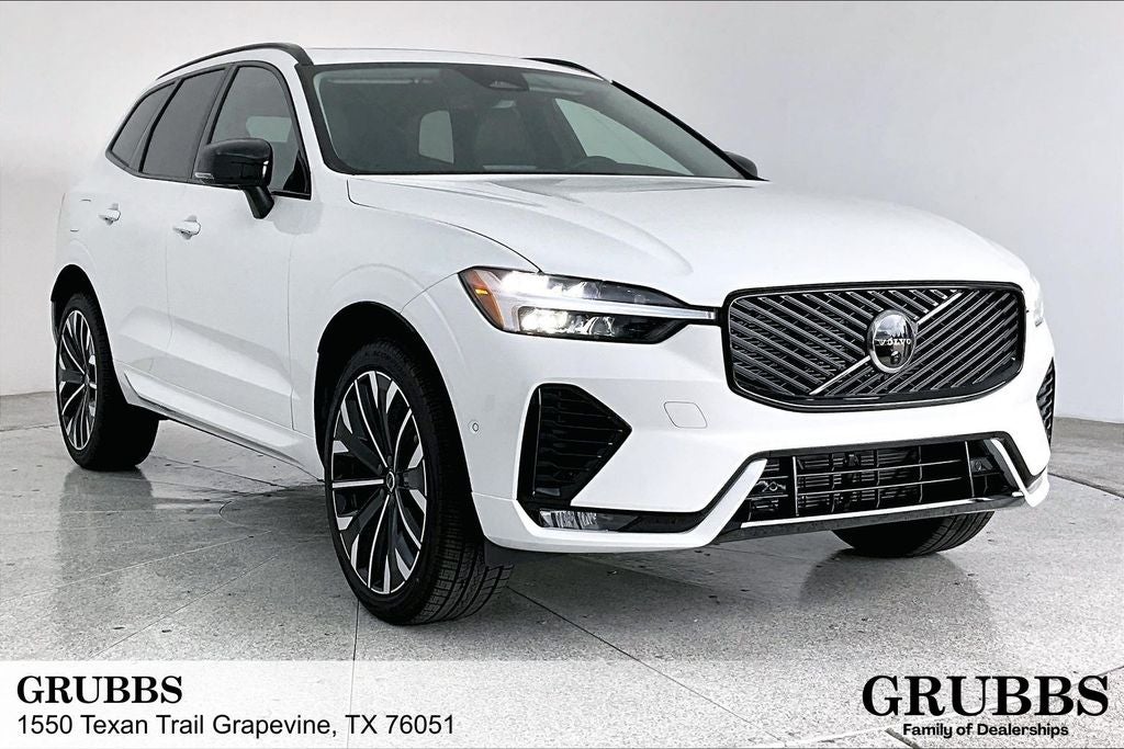 2026 Volvo XC60 B5 Ultra