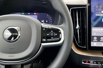 2026 Volvo XC60 B5 Ultra