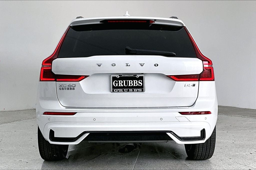 2026 Volvo XC60 B5 Ultra