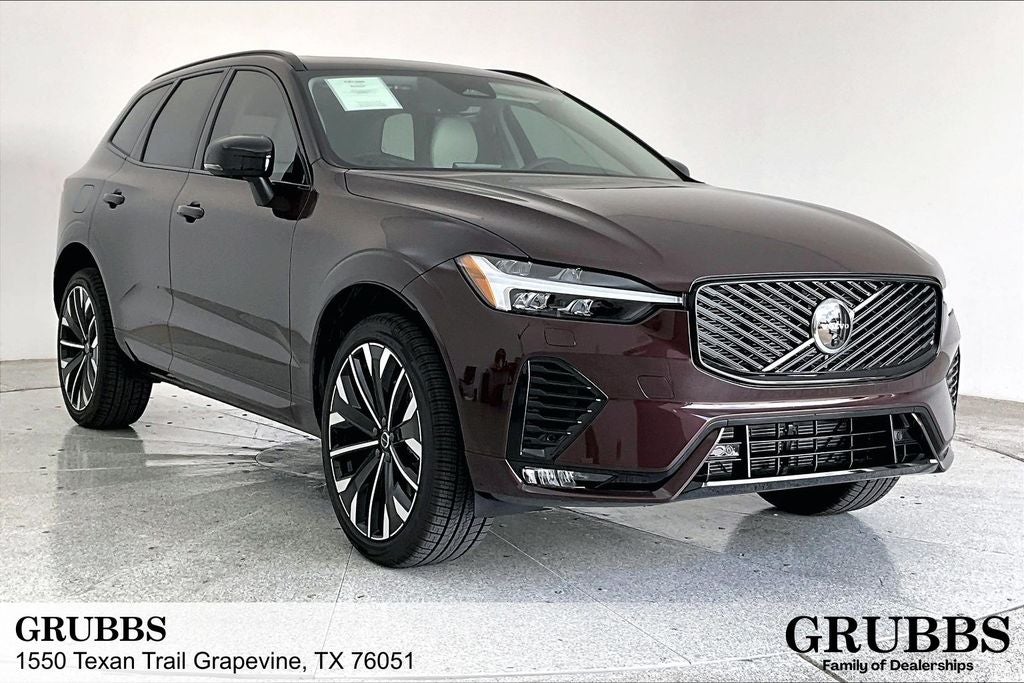 2026 Volvo XC60 B5 Ultra