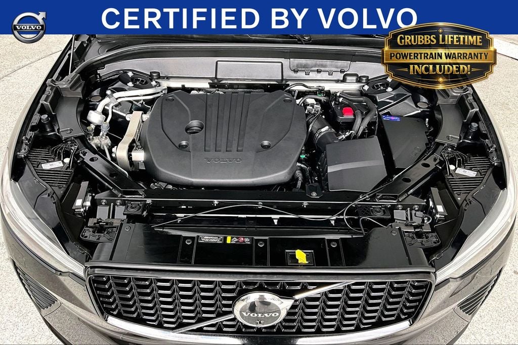 2025 Volvo XC60 B5 Ultra