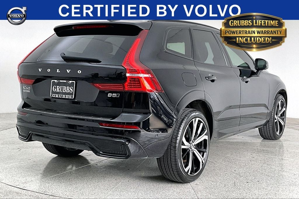 2025 Volvo XC60 B5 Ultra