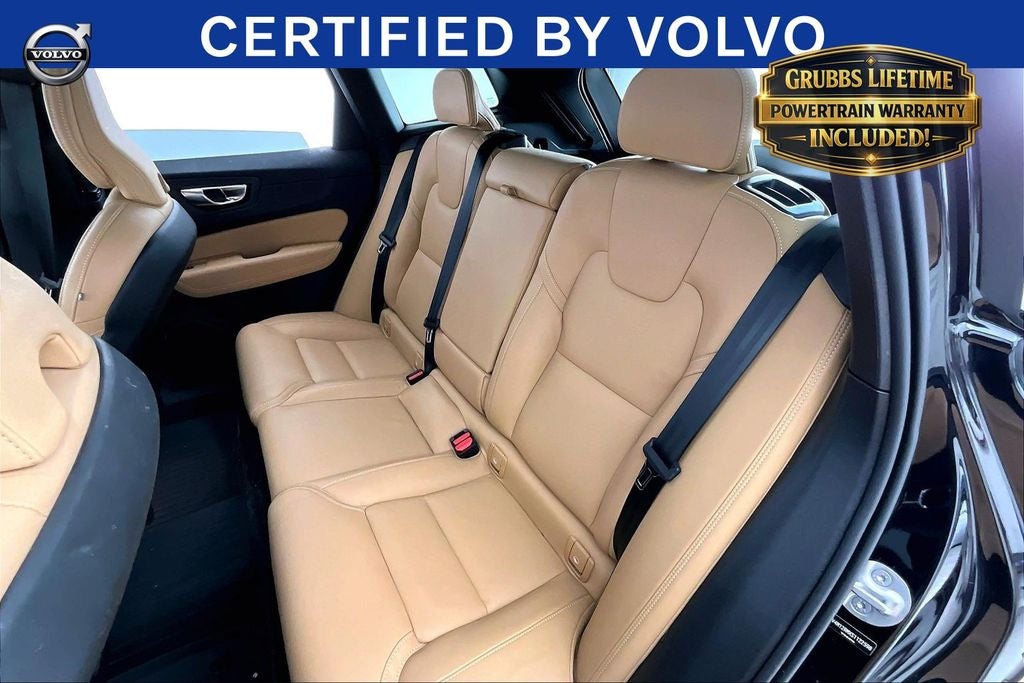 2025 Volvo XC60 B5 Ultra