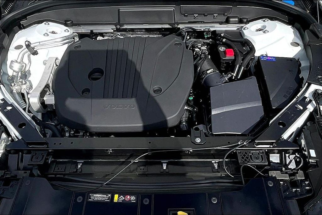 2026 Volvo XC60 B5 Ultra