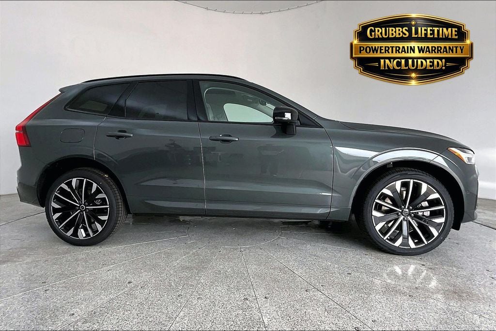 2026 Volvo XC60 B5 Ultra