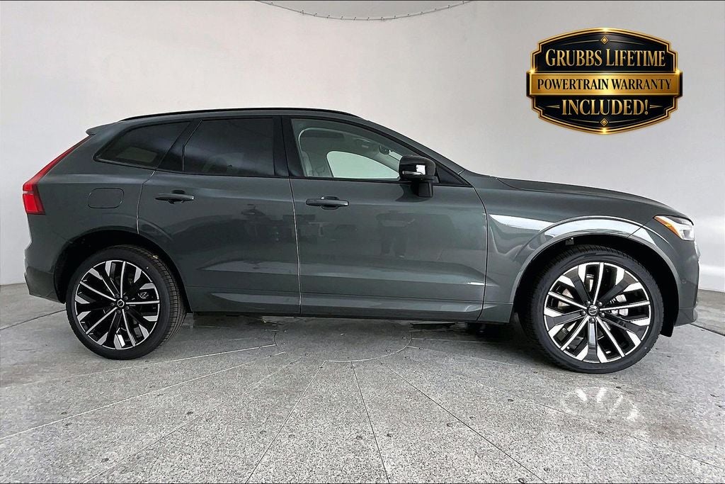 2026 Volvo XC60 B5 Ultra