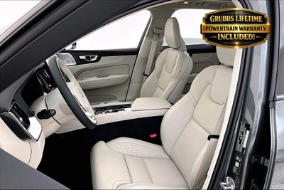 2026 Volvo XC60 B5 Ultra