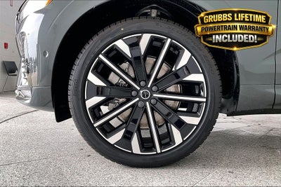 2026 Volvo XC60 B5 Ultra