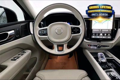 2026 Volvo XC60 B5 Ultra