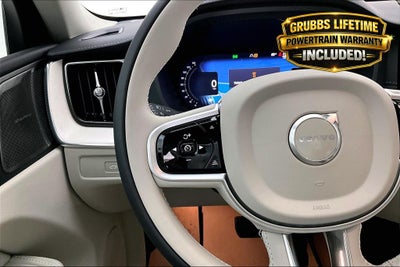 2026 Volvo XC60 B5 Ultra