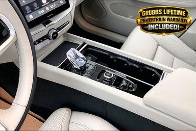 2026 Volvo XC60 B5 Ultra