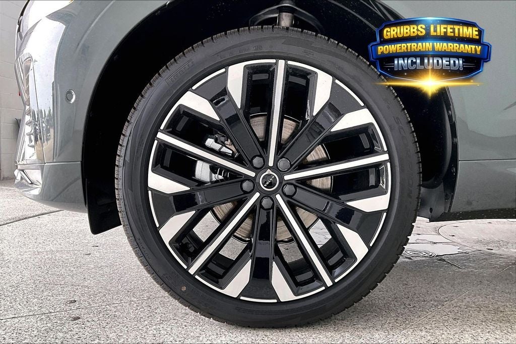 2026 Volvo XC60 B5 Ultra