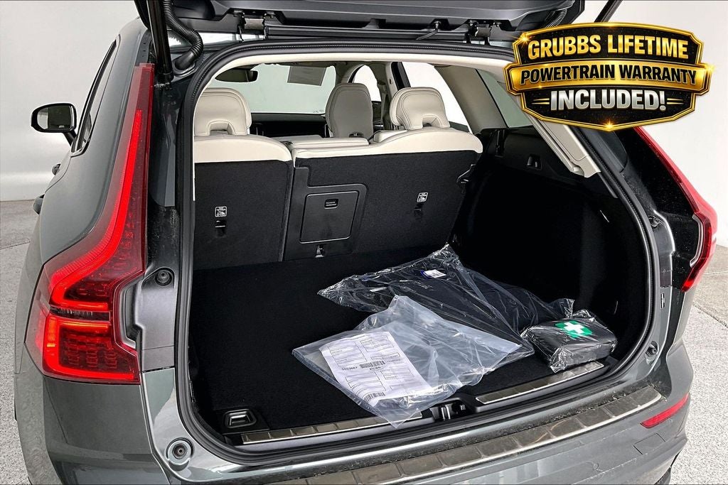 2026 Volvo XC60 B5 Ultra