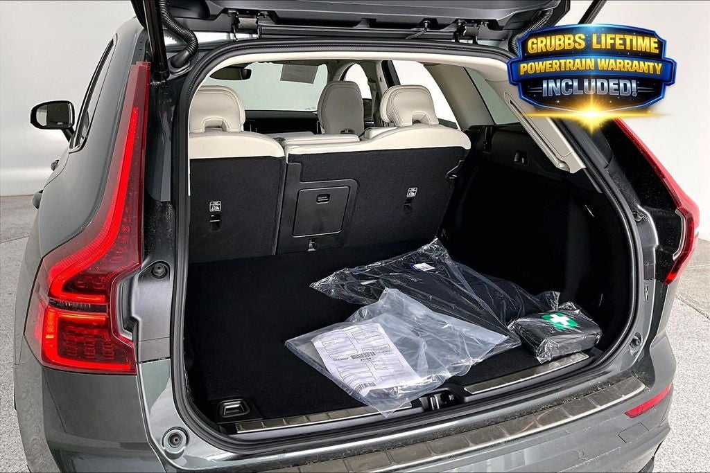 2026 Volvo XC60 B5 Ultra
