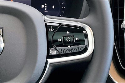 2027 Volvo XC60 B5 Plus