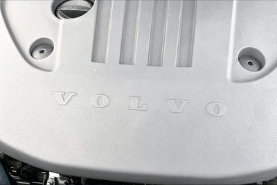 2027 Volvo XC60 B5 Plus