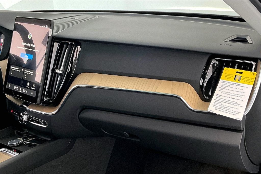 2027 Volvo XC60 B5 Plus
