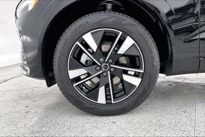 2027 Volvo XC60 B5 Core