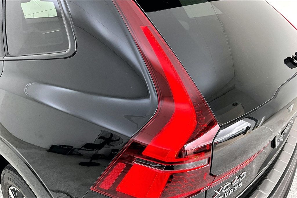 2027 Volvo XC60 B5 Core