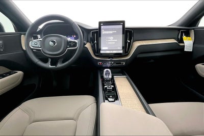 2027 Volvo XC60 B5 Core