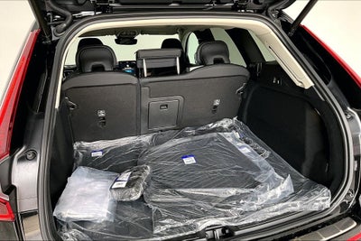 2027 Volvo XC60 B5 Core